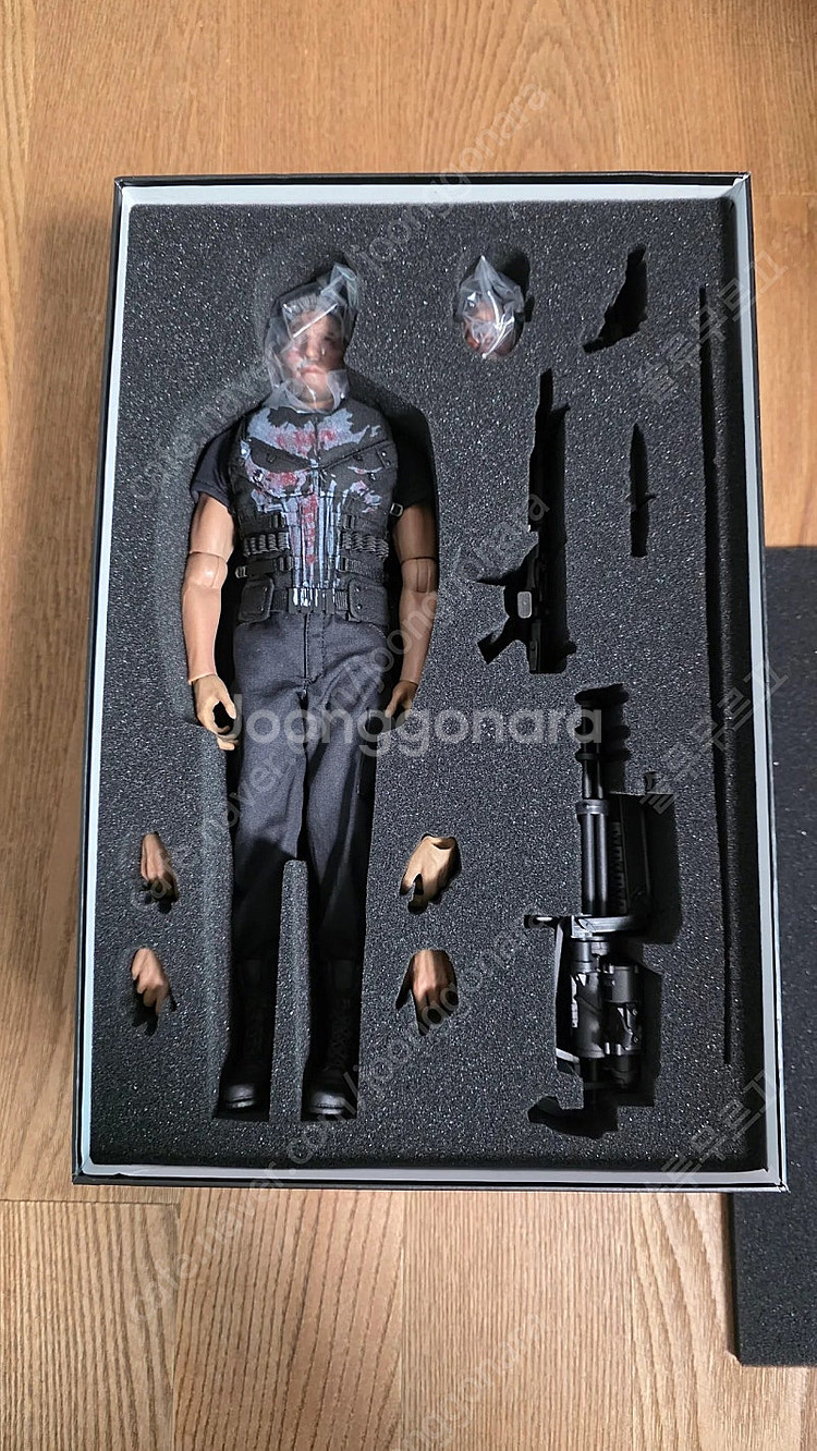 프레젠트토이 퍼니셔 피규어--2