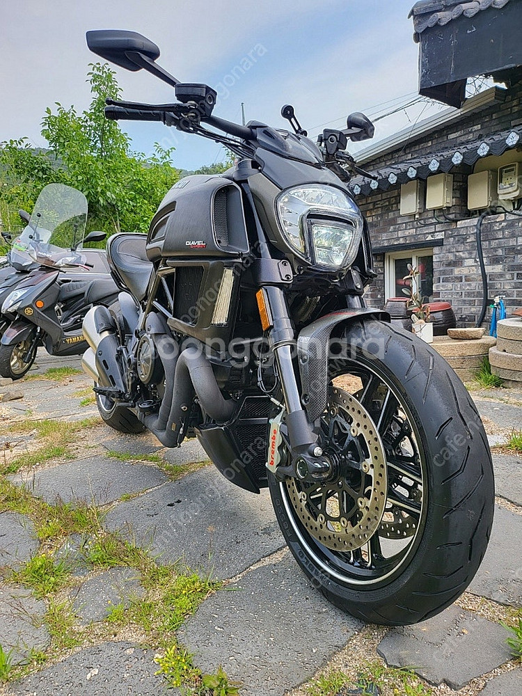 대형 크루즈 오토바이 두카티 디아벨 카본 2018년식 ...--0