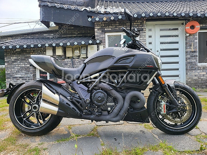 대형 크루즈 오토바이 두카티 디아벨 카본 2018년식 ...--2
