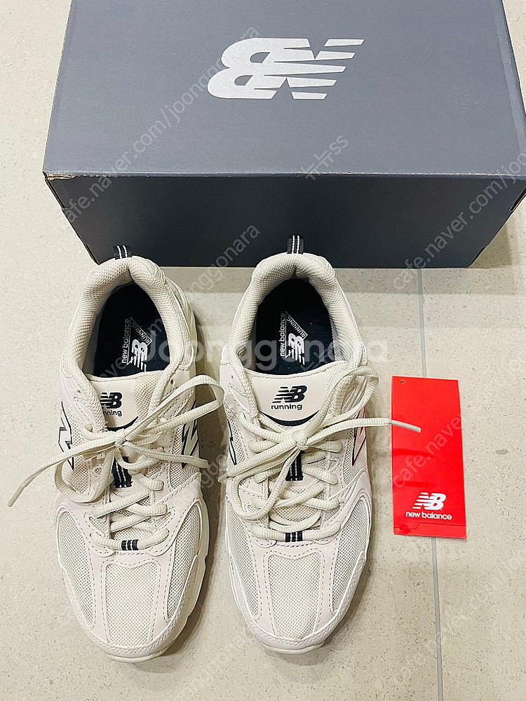 뉴발란스 530 아이보리 MR530SH (사이즈230)--0