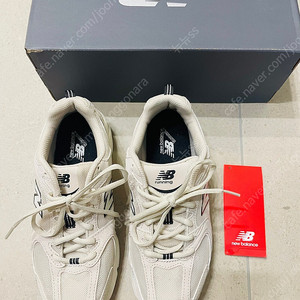 뉴발란스 530 아이보리 MR530SH (사이즈230)