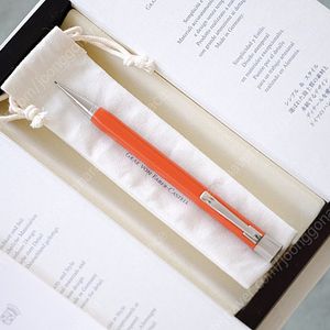 그라폰 파버카스텔 인튜이션 테라코타 0.7mm 판매합니다.