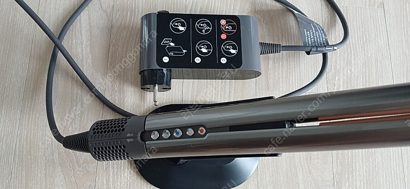 [정품] dyson 다이슨 에어스트레이트 스트레이트너 니켈코퍼 +거치대--5