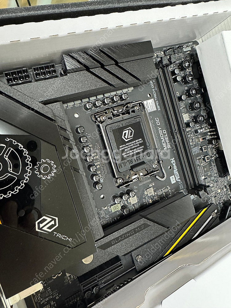 Asrock taichi OCF 판매합니다.--1