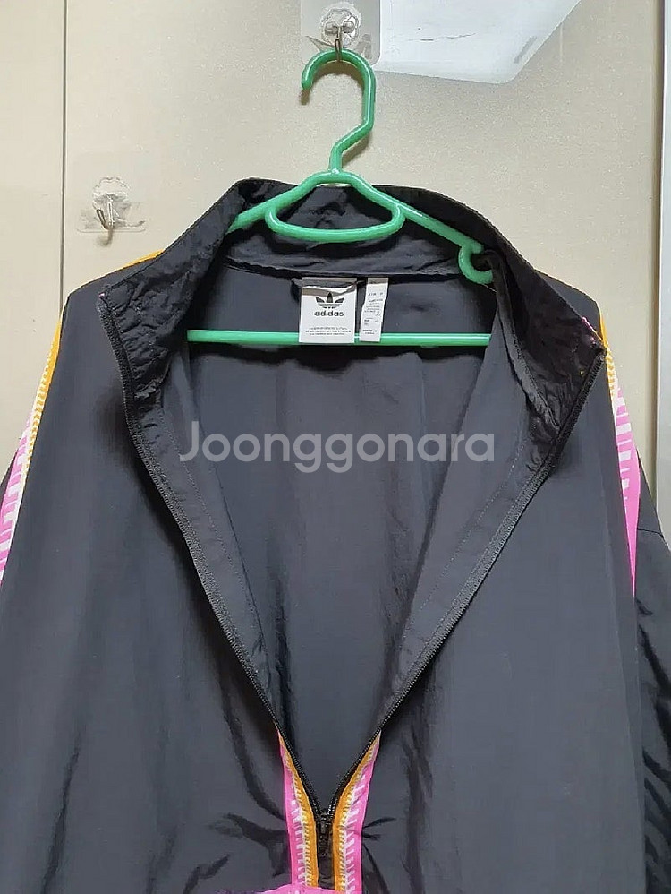 아디다스 테이프드 아노락(3XL,115)//3만원--2