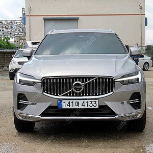13,605 km 23년형 볼보 XC60 중고 볼보 중고차 B5 AWD 얼티메이트 브라이트 실매물 인증중고차 회색