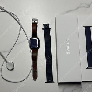 애플워치 10 GPS 42mm 제트블랙 + 5만원 상당 가죽 스트랩