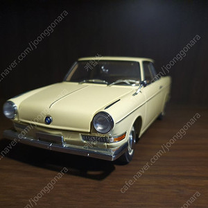 1:18 다이캐스트 오토아트 밀레니엄 AUTOart BMW 700