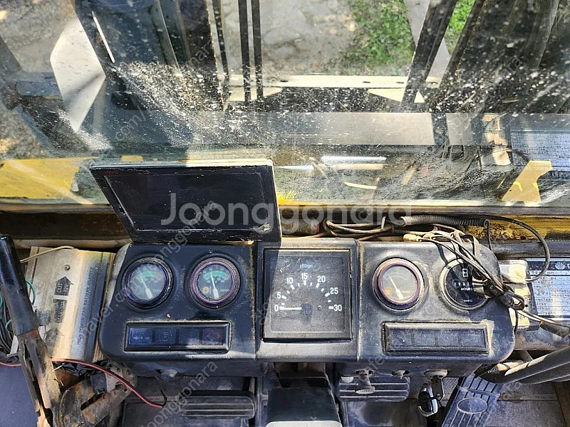 2000년식 두산 6톤지게차(D60S) 판매--4