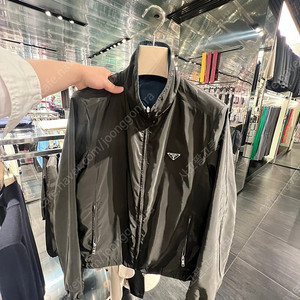 프라다 리버시블 블루종 자켓 M 사이즈 새상품