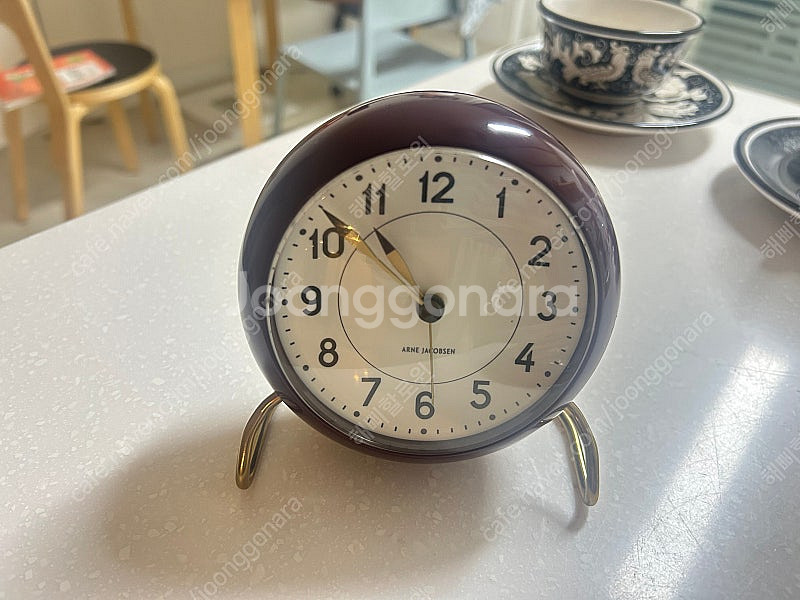 아르네야콥센 스테이션 탁상 시계 burgundy--0