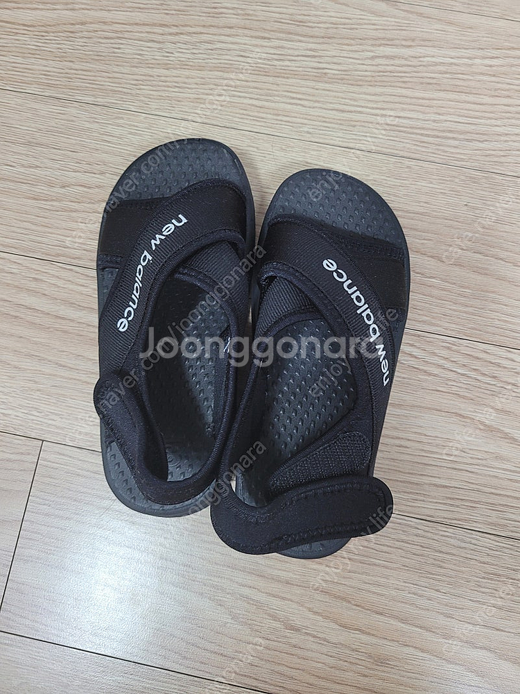 뉴발란스 아동샌들 새거 180 +크록스 c12--0