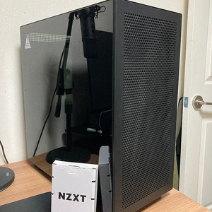 NZXT H7 Flow 블랙 민트급
