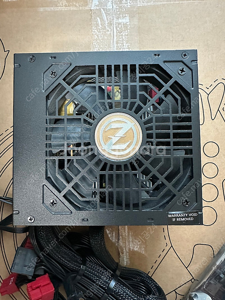 상태좋은 잘만파워 GV2-750W 판매합니다.--1