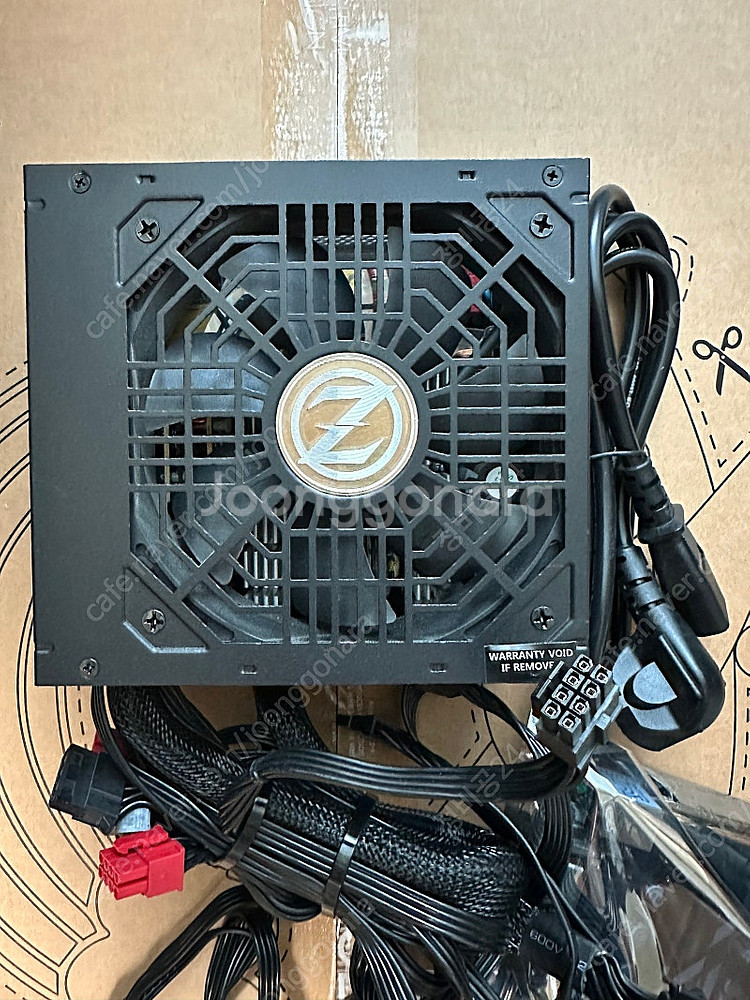 상태좋은 잘만파워 GV2-750W 판매합니다.--2