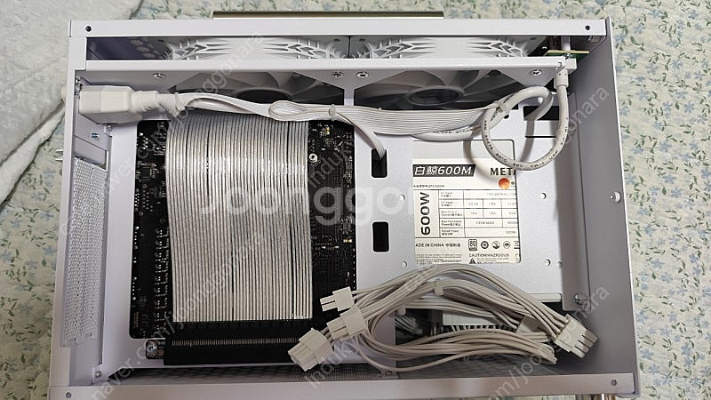 라이젠 7800X3D SFF 반본체 팝니다.--3