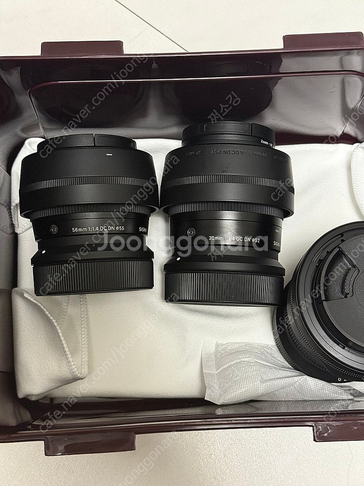 시그마 캐논RF 56mm F1.4 렌즈 팝니다 새것--1
