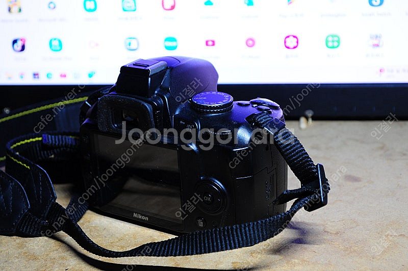 니콘 d3000 + af-s dx18-70mm--1
