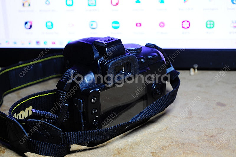 니콘 d3000 + af-s dx18-70mm--2