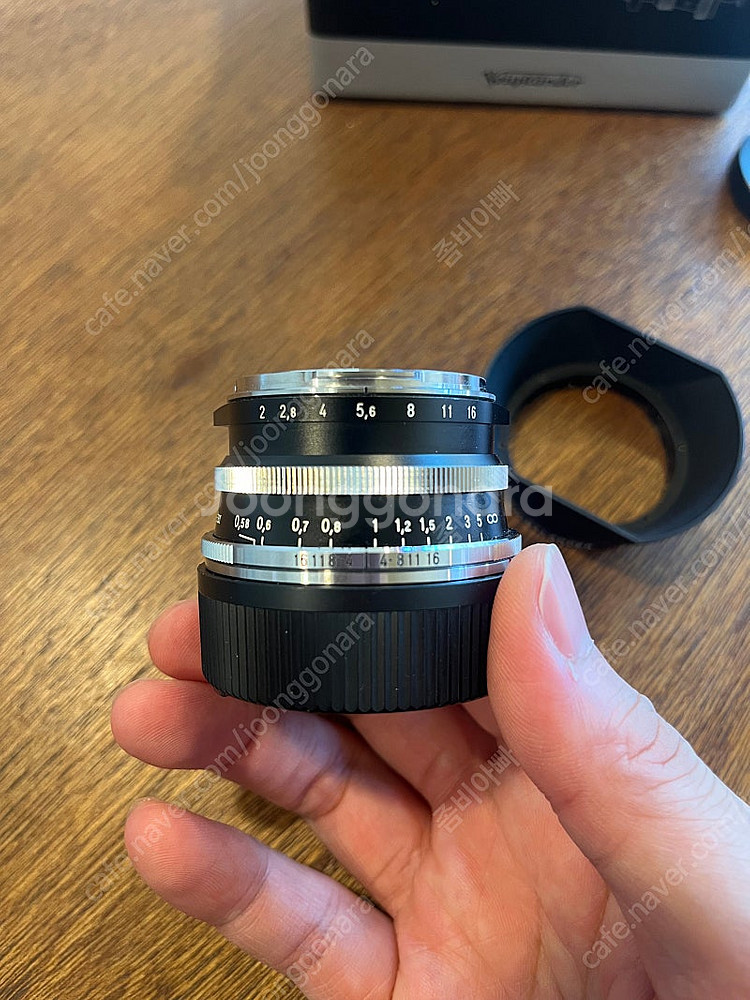 보이그랜더 울트론 35mm 라이카 마운트 입니다--1