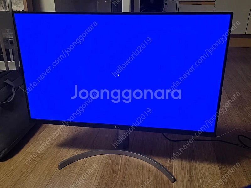 LG 32인치 4K 모니터 (32UN650)--4
