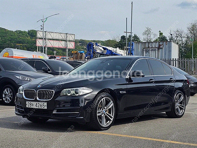 BMW 5시리즈 (F10) 520d 중고차 선착순 판매...--0