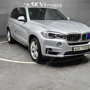 BMW X5 중고 X5 X시리즈 은색 2015년식 xDrive 30d 광이 번쩍번쩍