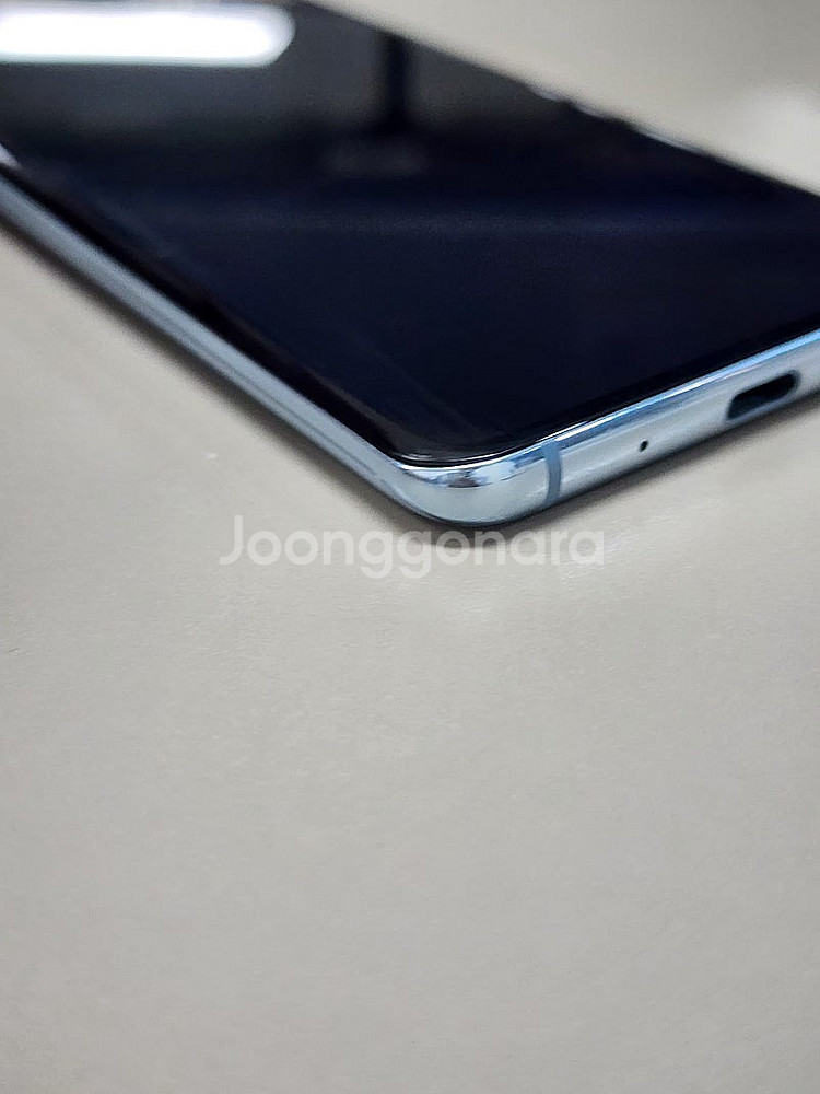 < 갤럭시 S20 블루 128기가 파손없는 가성비단말기 11만에판매합니다 >--5