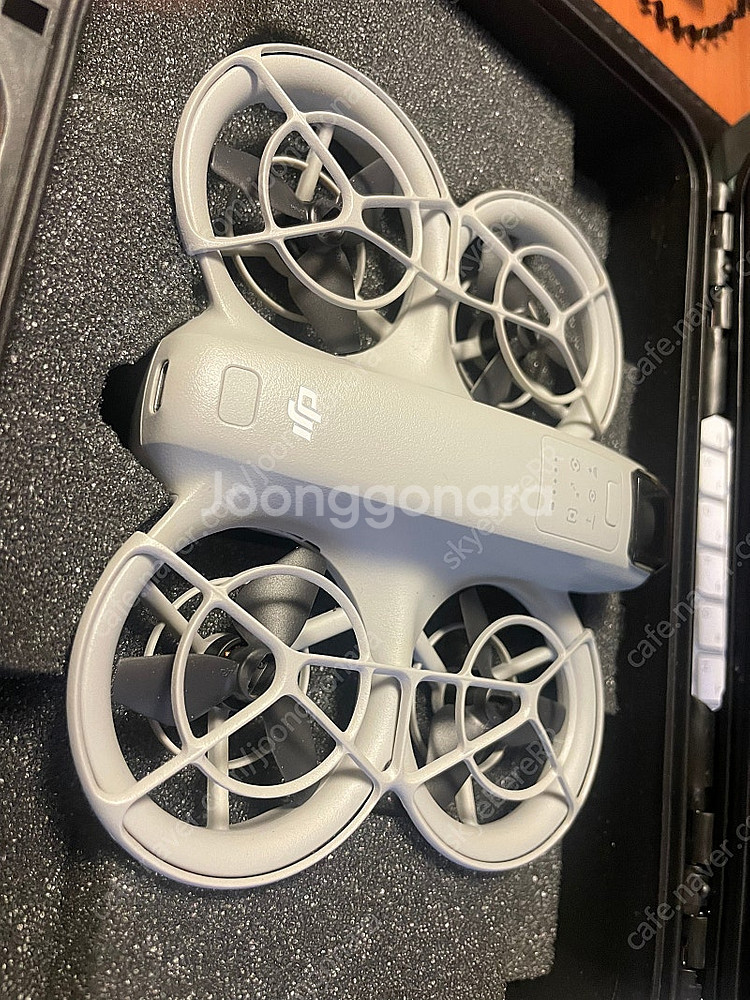 DJI 네오 드론 판매( 1년 에어리프레시) 거의 새상...--1