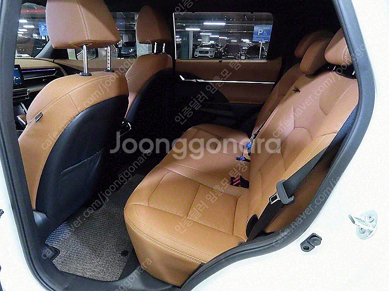 토레스 중고차 쌍용 중고차 검정색 2024년식 30,3...--8