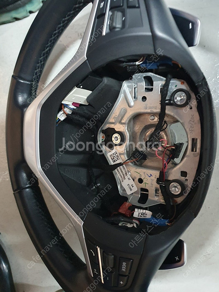 BMW F15에서 쓴 스포츠핸들 팝니다. 1 2 3 4...--1
