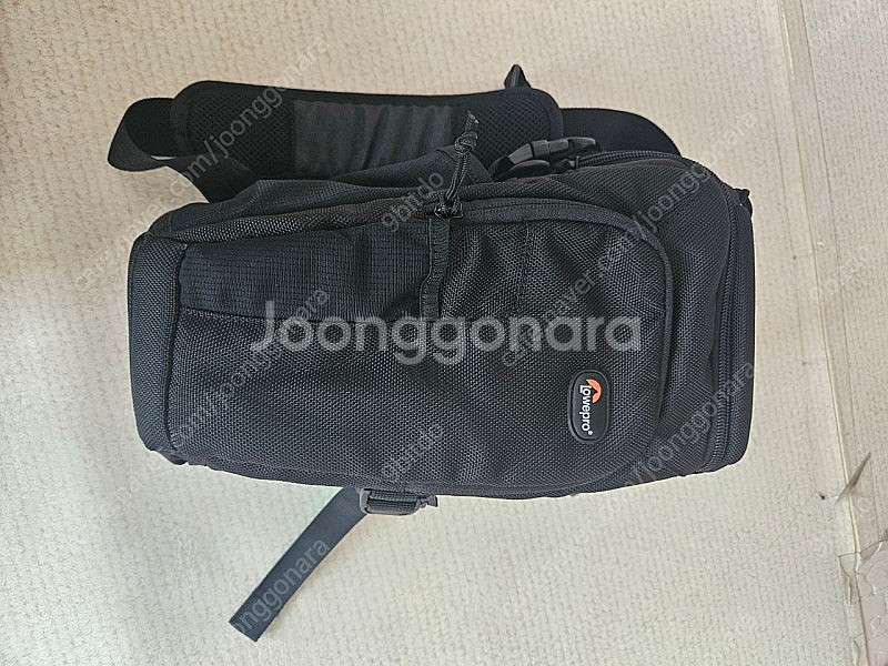 로우프로 탑로더 프로 카메라 가방 판매합니다.--0