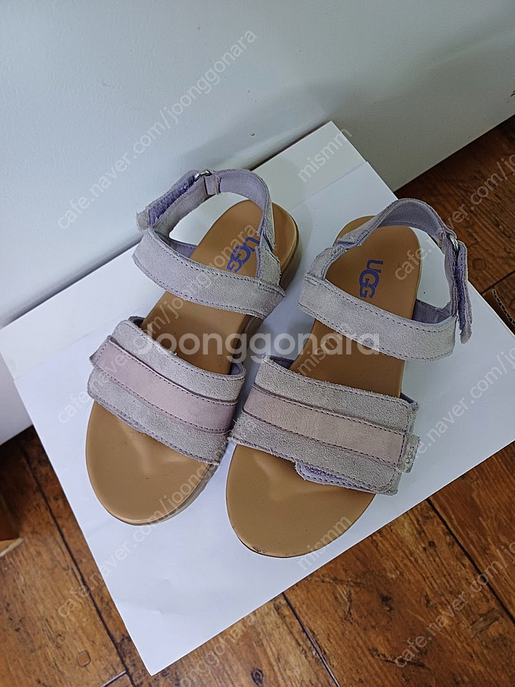 여아 UGG 샌들외 레인부츠, 구두 3종 일괄(210)--0