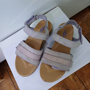 여아 UGG 샌들외 레인부츠, 구두 3종 일괄(210)