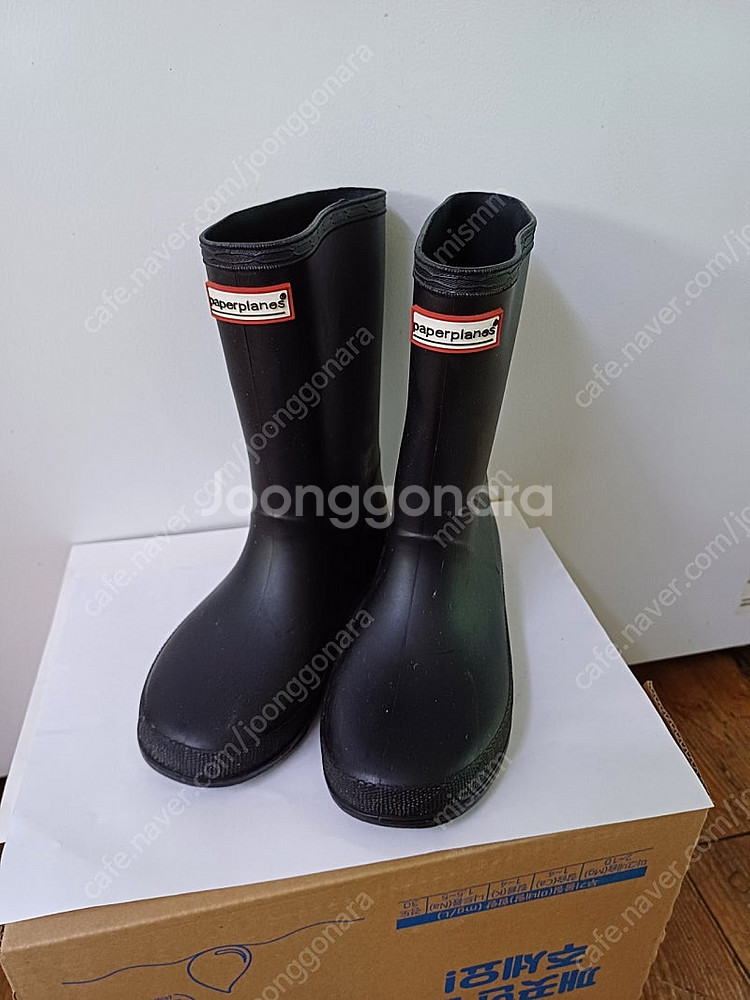 여아 UGG 샌들외 레인부츠, 구두 3종 일괄(210)--1