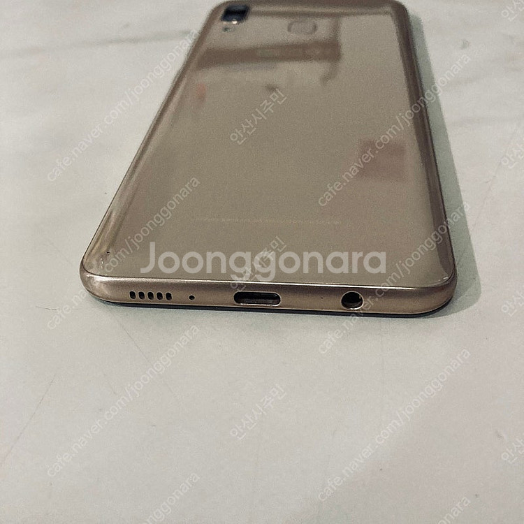 갤럭시 와이드4 베이지 3만5천원 판매합니다!--2