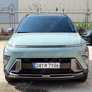 현대 코나 중고 디올뉴 코나 중고자동차 녹색 2023년식 7,459km 1.6 가솔린 터보 2WD 인스퍼레이션 개인사업자 차량구매