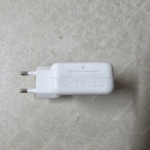 애플 정품 35W 듀얼 USB-C 포트 전원 어댑터 팝니다.