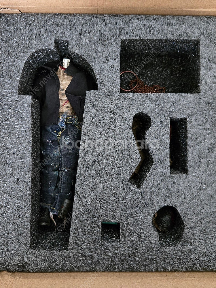 Pocket World D - 1/18 Zombie S...--1