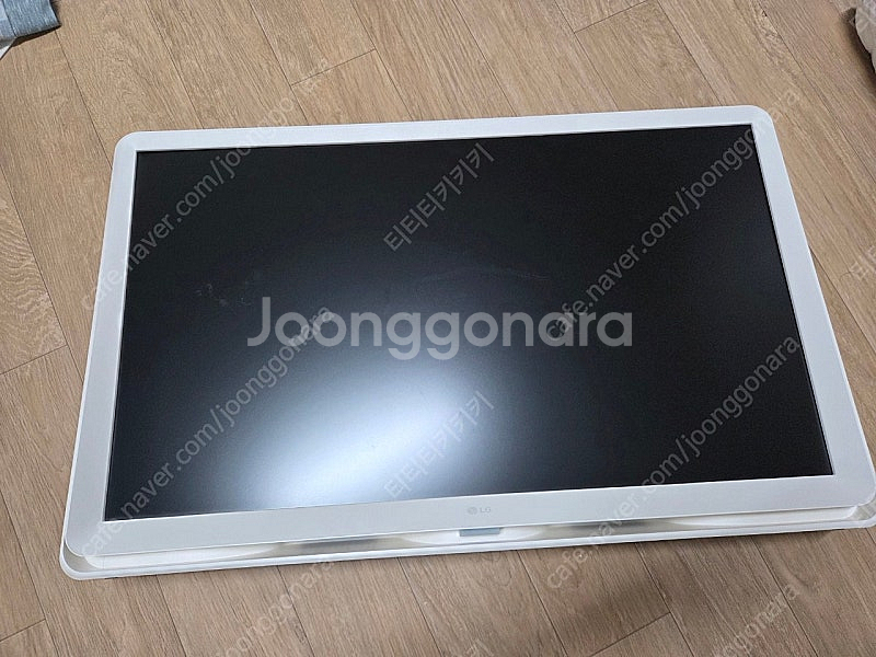 LG룸앤티비(룸앤TV)26LQ600S-W 팝니다.--2