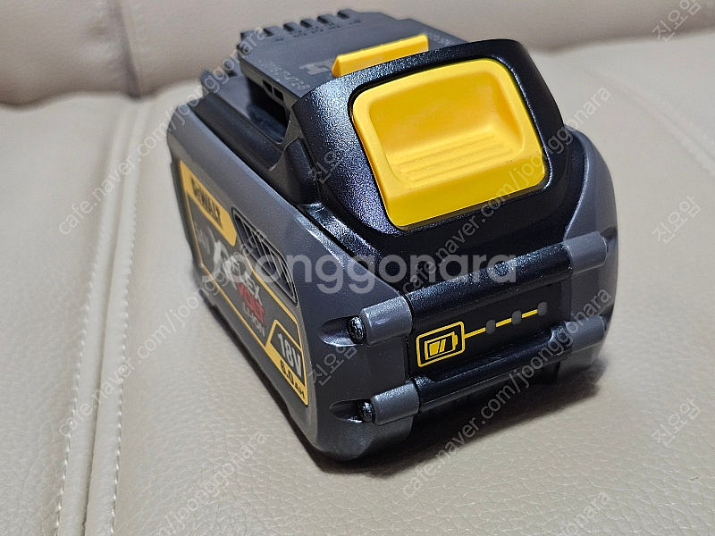 DCB546 디월트 18v(20v) 6Ah 플렉스볼트 ...--3