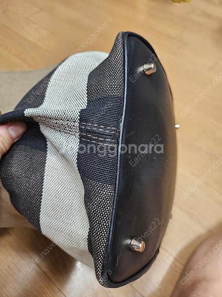 (정품) 버버리 애쉬비 호보백 (명품 여자 가방 토트백...--5