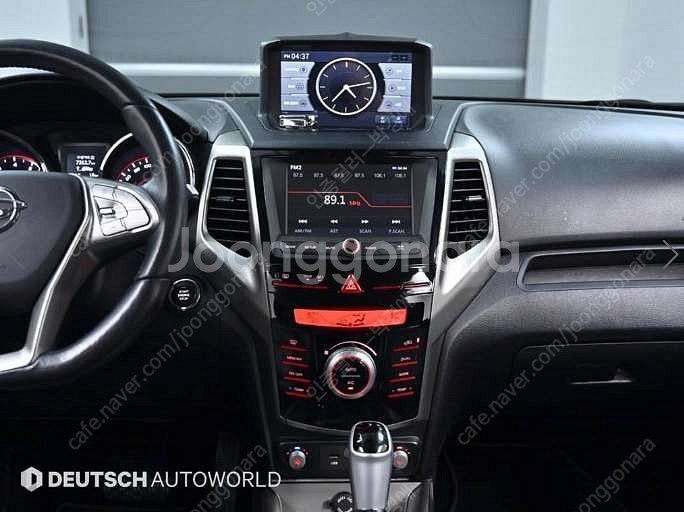 중고차 티볼리 가솔린 2WD LX 부부중고차 중고차할부...--4