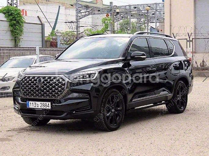 중고차 올 뉴렉스턴 2.2 4WD 더 블랙 부부중고차 ...--0