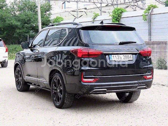 중고차 올 뉴렉스턴 2.2 4WD 더 블랙 부부중고차 ...--9