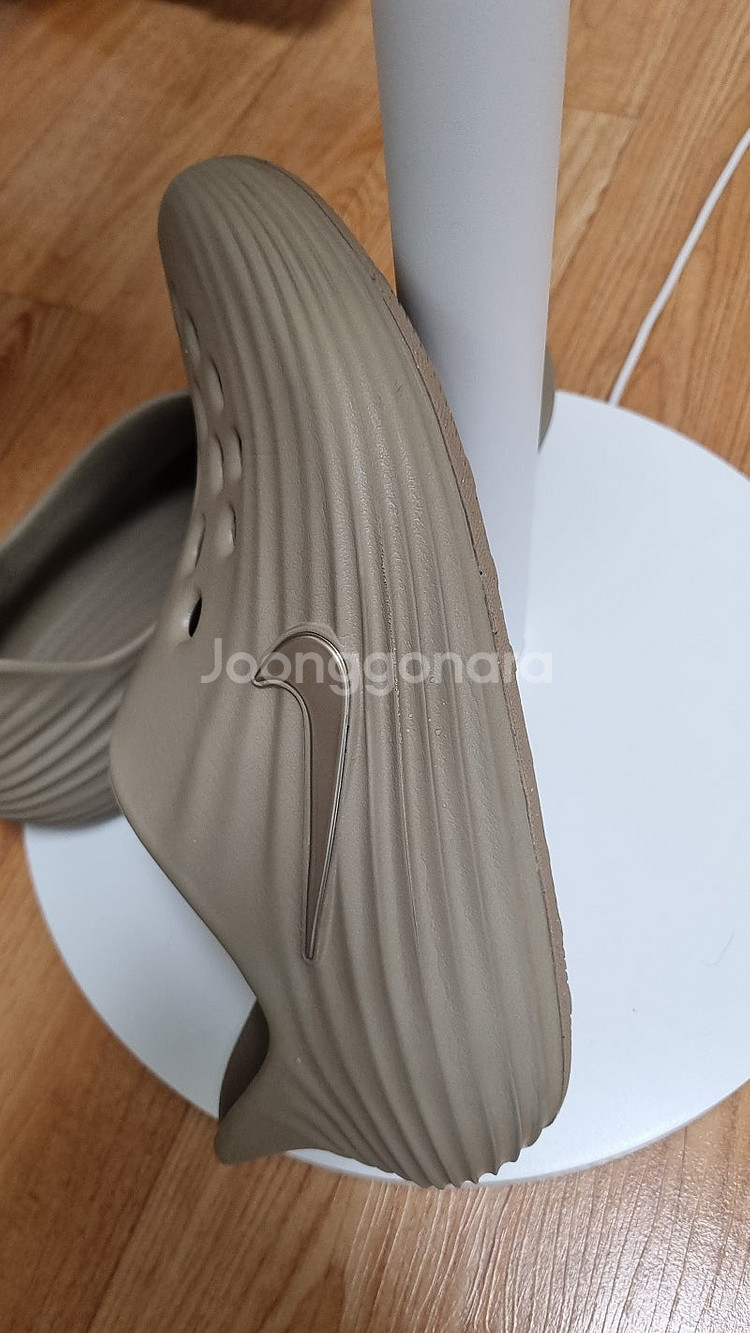 나이키 리주버네이트 270--1