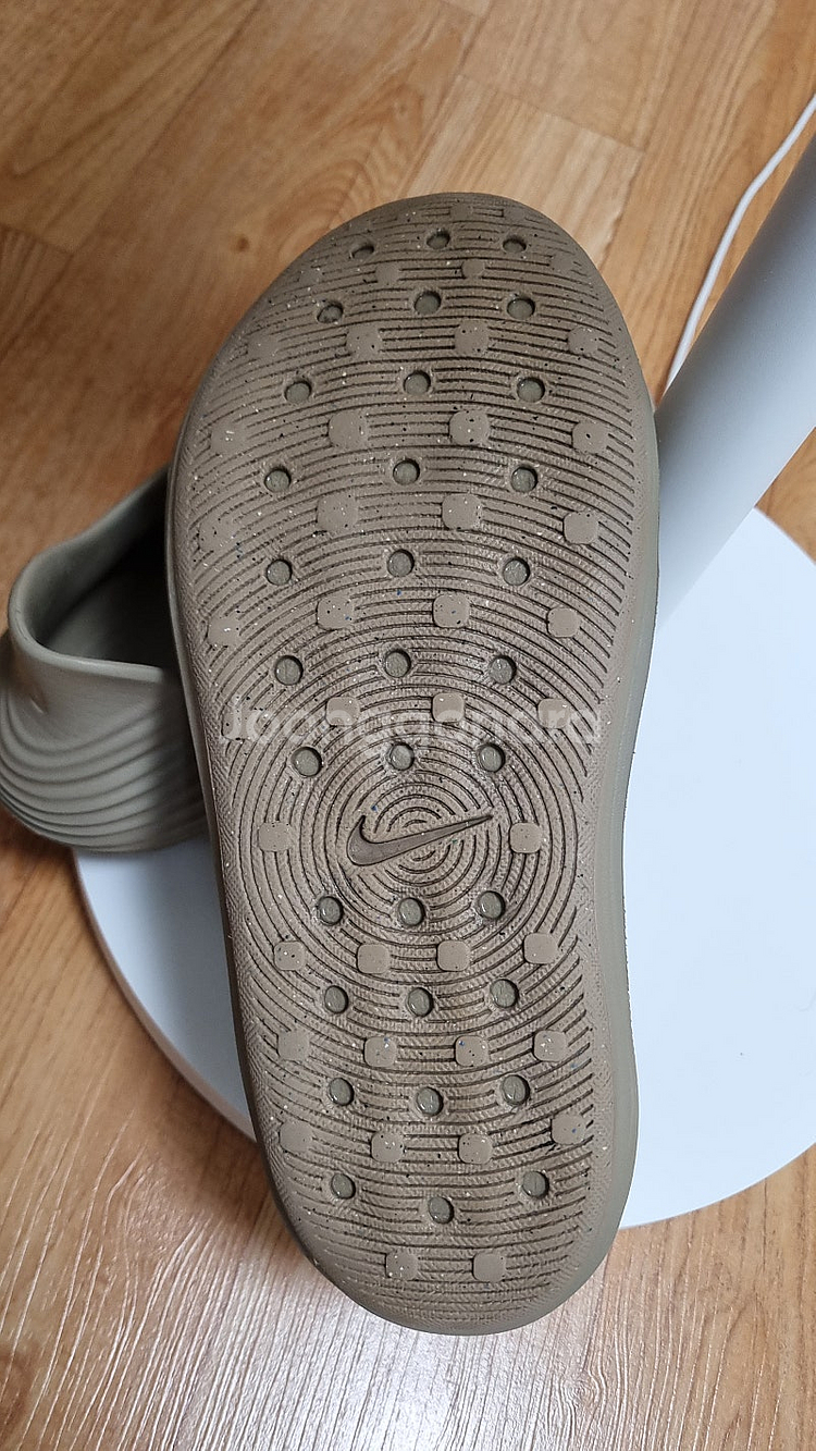 나이키 리주버네이트 270--2