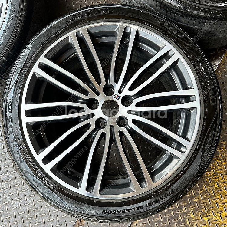 19인치 BMW G30 664M 순정 휠타이어 판매합니...--1