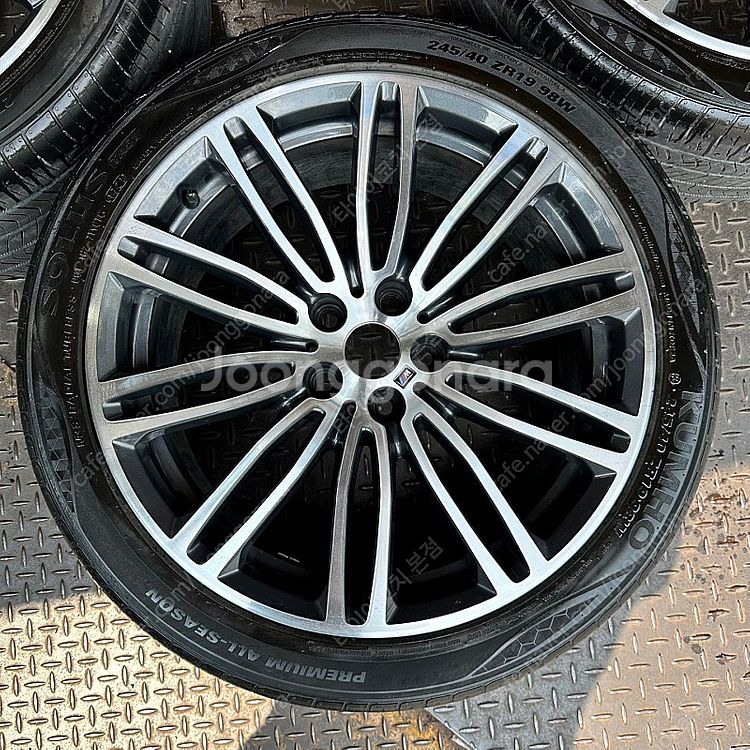 19인치 BMW G30 664M 순정 휠타이어 판매합니...--2