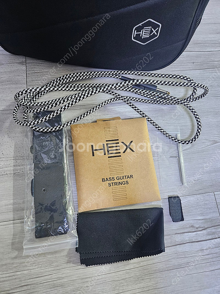 hex b100 입문용 베이스 기타--5